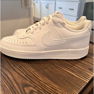 Nike Court Vision Low sneakers